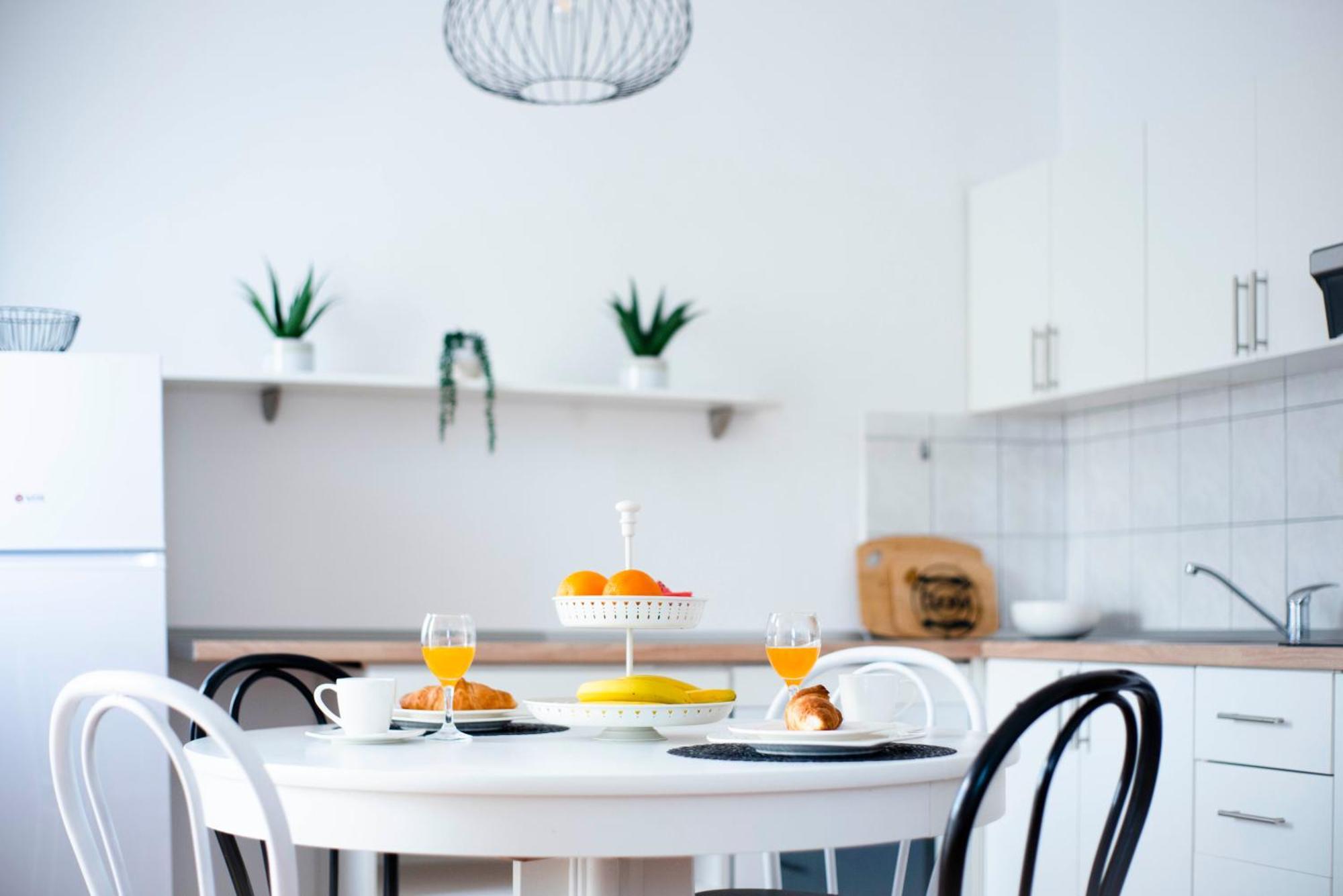Apartman Karla Sinj Exterior photo